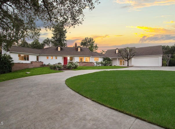3390 Lombardy Road, Pasadena, CA 91107