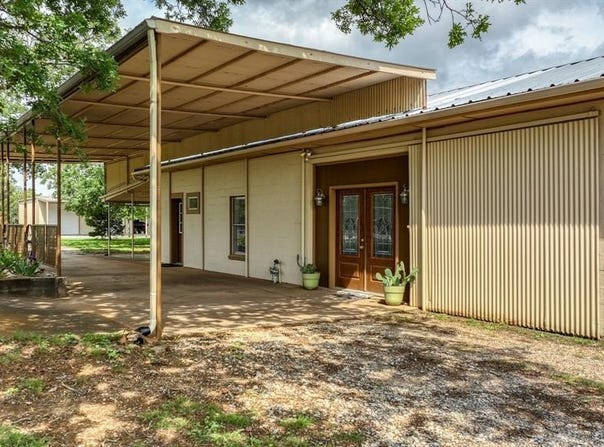 20531 S FM 4, Lipan, TX 76462