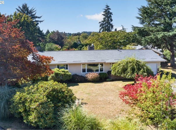 10690 SW FAIRHAVEN St, Portland, OR 97223