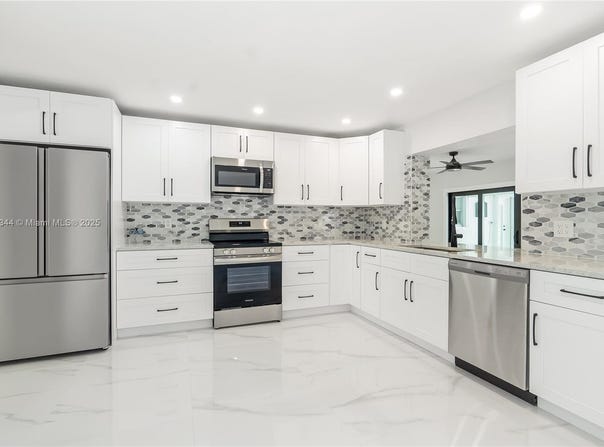 4321 NW 110th Ct, Coral Springs, FL 33065