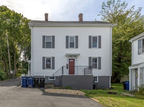 121 Boston, Salem, MA 01970