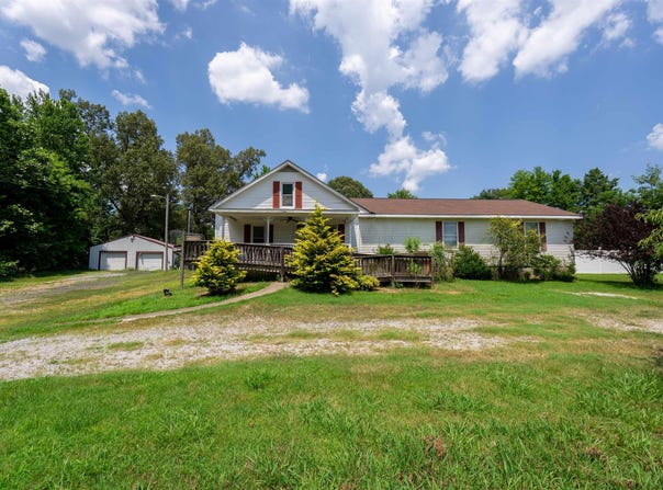 441 Clarkline Road, Paducah, KY 42003