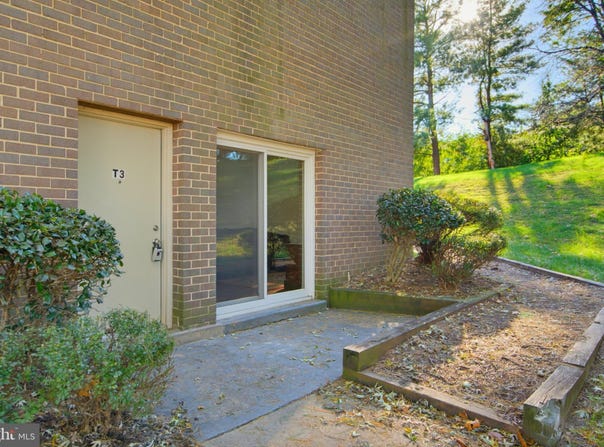 1604 RENATE Drive, WOODBRIDGE, VA 22192
