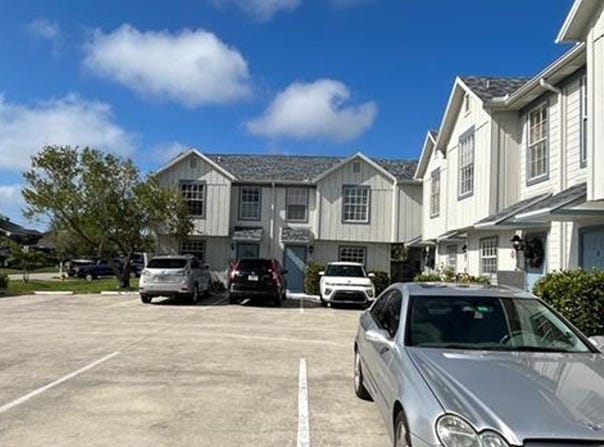1005 SW 48th Terrace unit: 8, Cape Coral, FL 33914