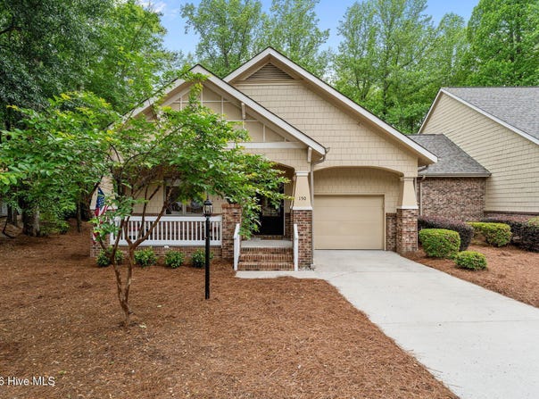 150 Lamplighter Village Drive, Pinehurst, NC 28374