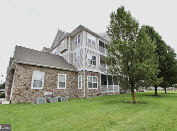 4302 SUMMER BROOK WAY, MILFORD, DE 19963