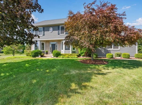 8980 BARDWELL Lane, Lakewood, IL 60014
