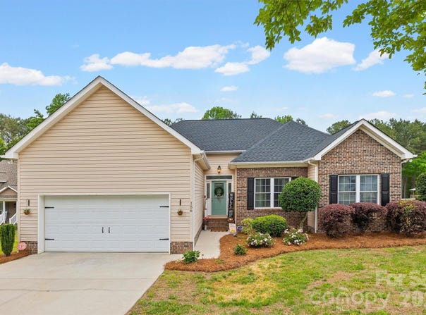 156 Springdale Road E, Rock Hill, SC 29730