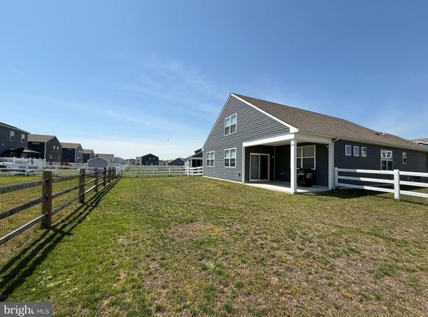 832 RED MAPLE ROAD, SMYRNA, DE 19977