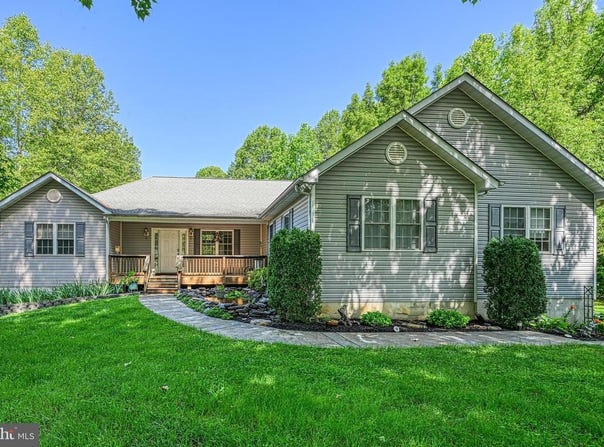 2406 VALENTINE DR, BUMPASS, VA 23024