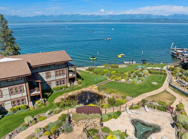 7175 Highway 93 S unit: 2-204, Lakeside, MT 59922