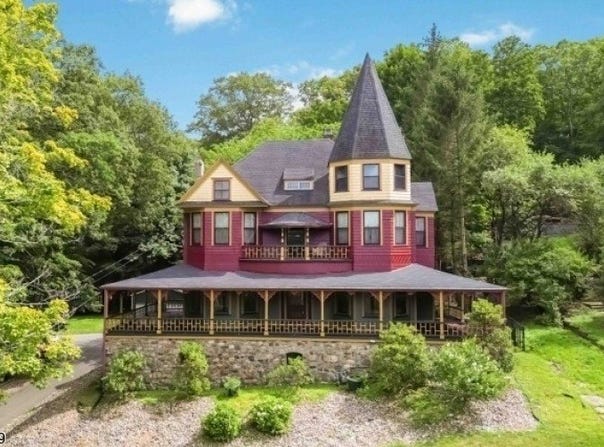 506 Windemere Ave, Mount Arlington Boro, NJ 07856-1400