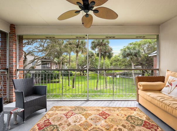 101 W Park Shores Circle, Indian River Shores, FL 32963