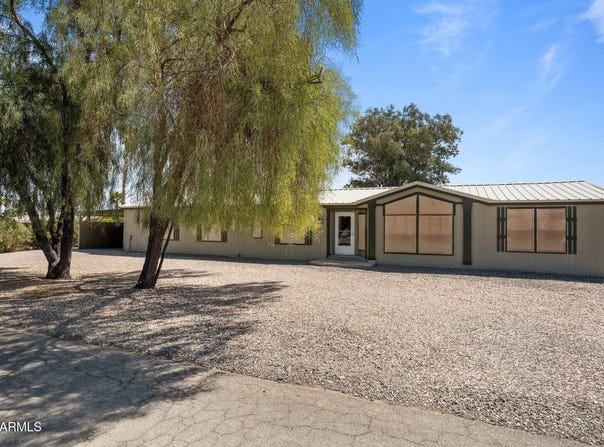 39899 WYOMING Way, Salome, AZ 85348