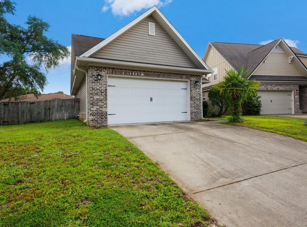 107 Creve Core Drive, Crestview, FL 32539