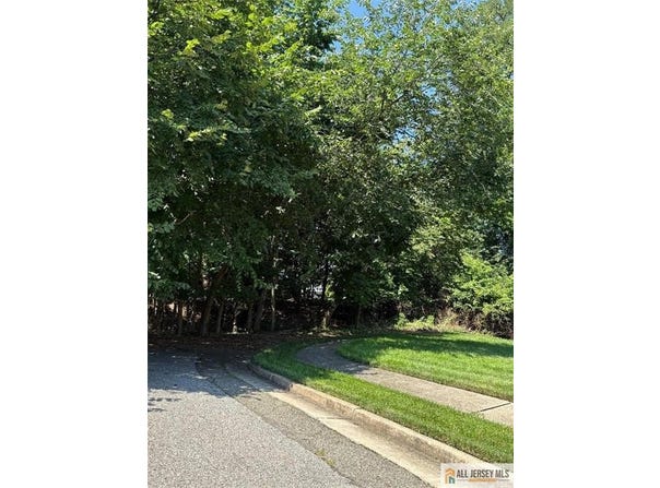 0-0 Christopher Street, Milltown, NJ 08850