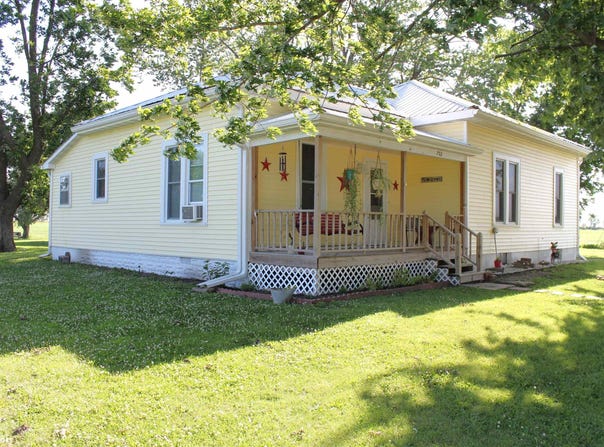 702 W Old Main Street, Milton, IA 52570