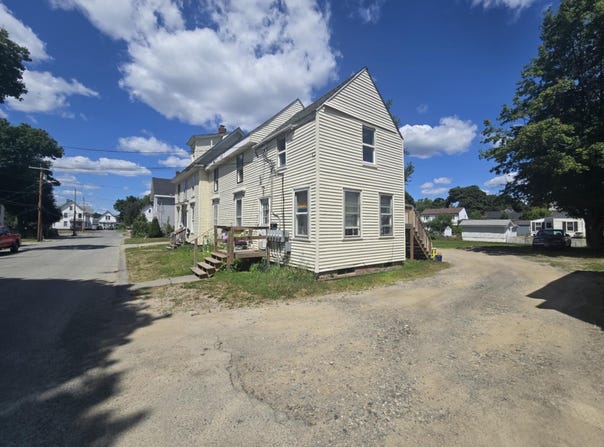 14 Maple Street, Brewer, ME 04412