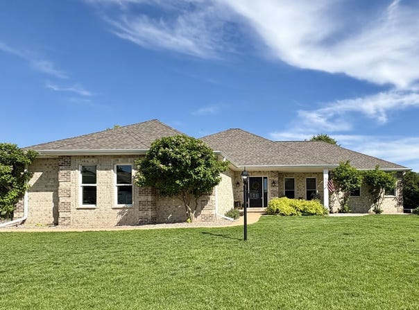 509 ROYAL ST PATS Drive, WRIGHTSTOWN, WI 54180