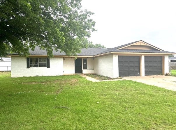 854 County Road 1315 Road, Chickasha, OK 73018