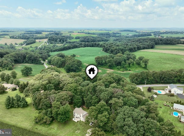 417 SALT LAKE ROAD, FAWN GROVE, PA 17321