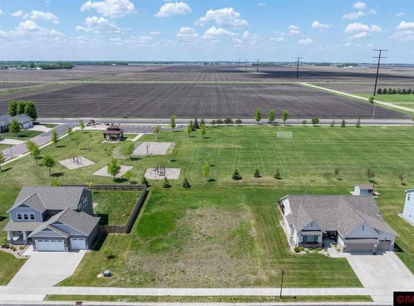 19 Prairie Court, North Mankato, MN 56003