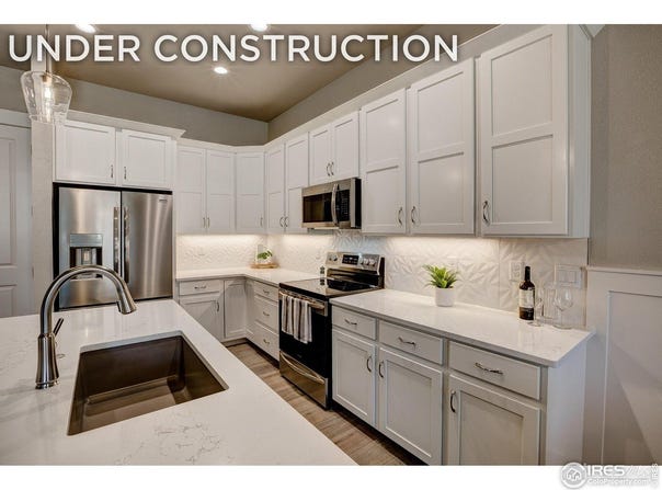 206 High Point Dr, Longmont, CO 80504