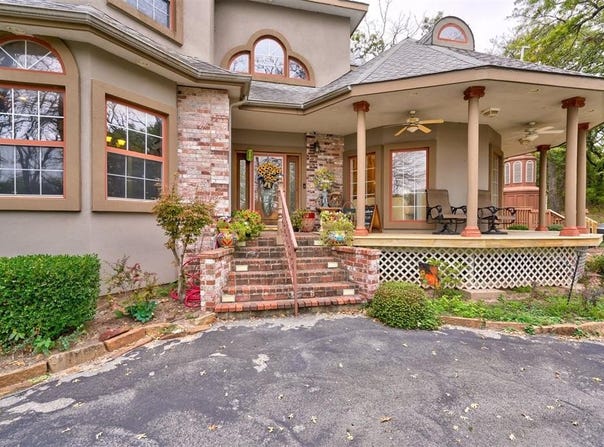 1303 W Farrall Street, Shawnee, OK 74801