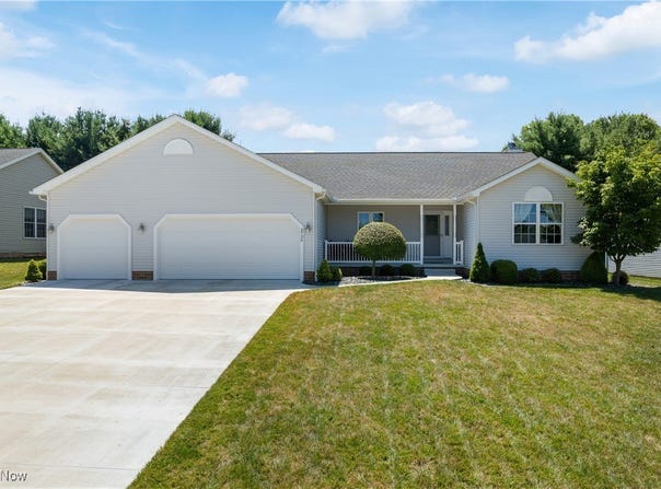 3736 Mount Vernon Boulevard, Norton, OH 44203