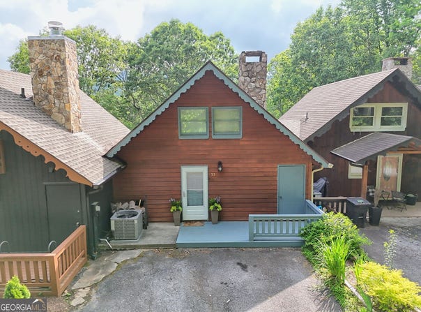 33 Berkshire, Dillard, GA 30537