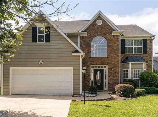 2251 Fall Creek, Loganville, GA 30052