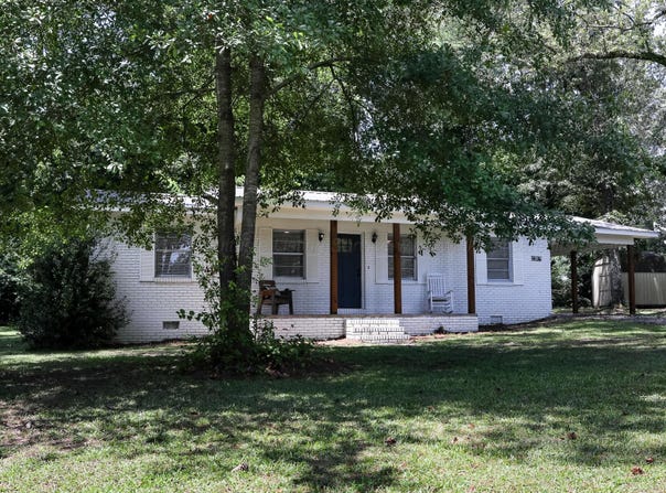 106 DEER St, Jasper, AL 35504