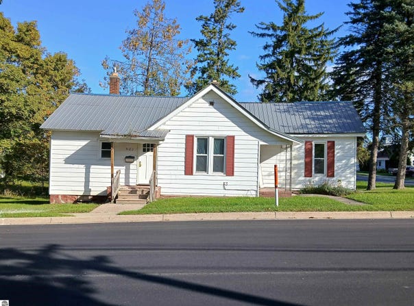 607 W Wright Street, West Branch, MI 48661