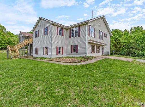 107 Wild Horse Road, Farmington, MO 63640