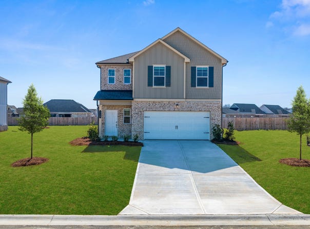 118 Rolling Meadow, Kathleen, GA 31047