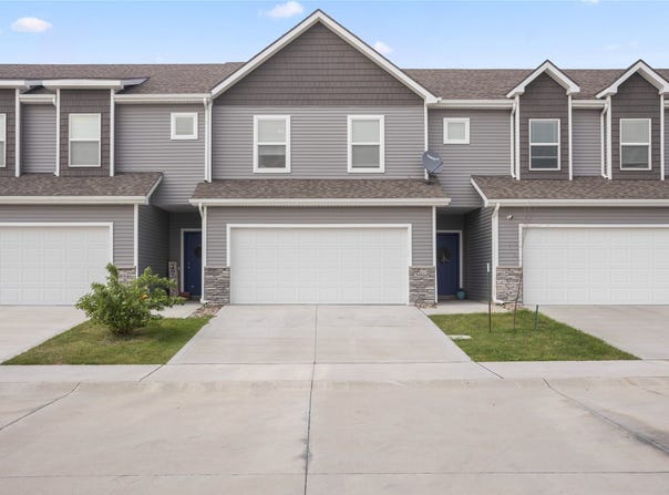3960 NE Timber Lane, Ankeny, IA 50021