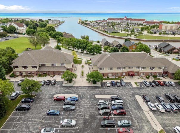 615 S 8th Street, Sheboygan, WI 53081