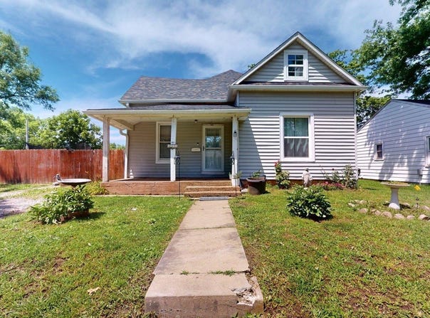 1941 E 6th, Sedalia, MO 65301