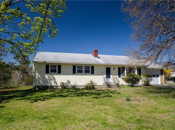 7 Smithfield Drive, Middletown, RI 02842