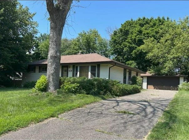 2329 Elm Drive, White Bear Lake, MN 55110