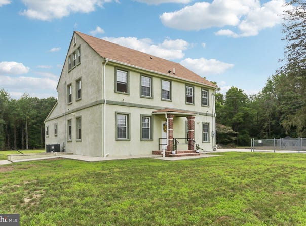 141 ARNEYS MOUNT ROAD, PEMBERTON, NJ 08068