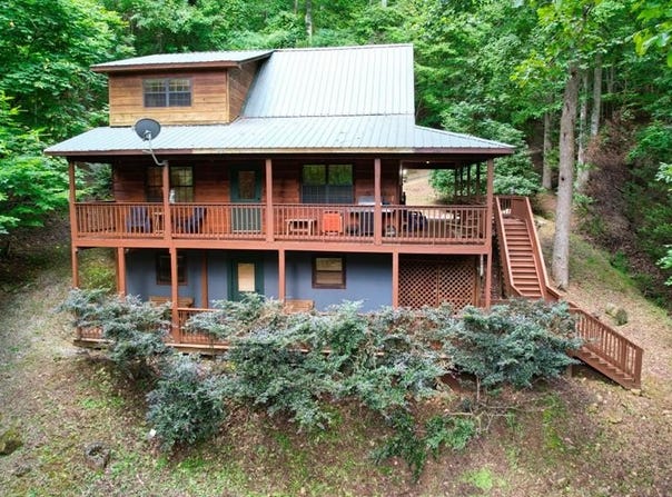 6205 Trevor Way, Young Harris, GA 30582