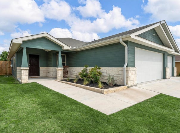 805 Freedom CIR, Nolanville, TX 76559
