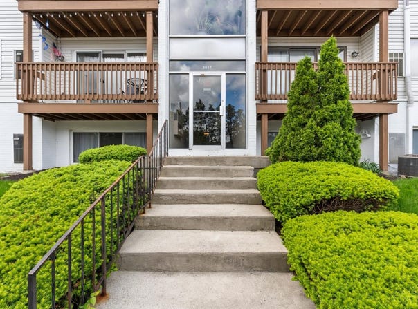 5611 E Coach Drive, Kettering, OH 45440