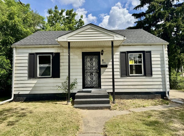 840 E 44th Avenue, Gary, IN 46409