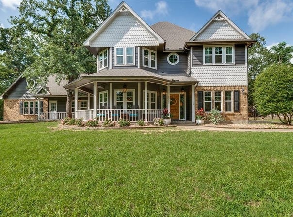3700 Red Oak Drive, Corinth, TX 76208