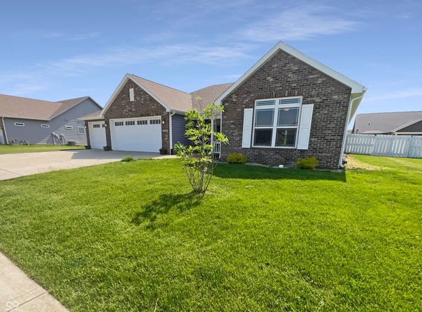 2913 Lily Drive, Lebanon, IN 46052