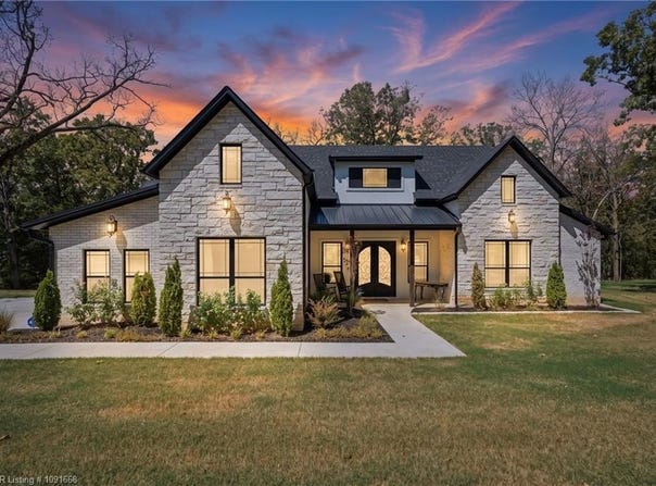 732 Deer Run CIR, Van Buren, AR 72956
