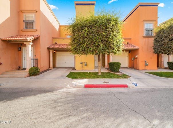 3150 N YARBROUGH Drive unit: E6, El Paso, TX 79925