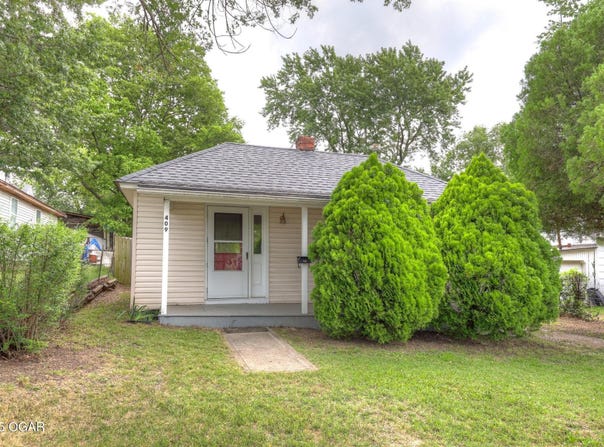 409 Club Street, Joplin, MO 64801